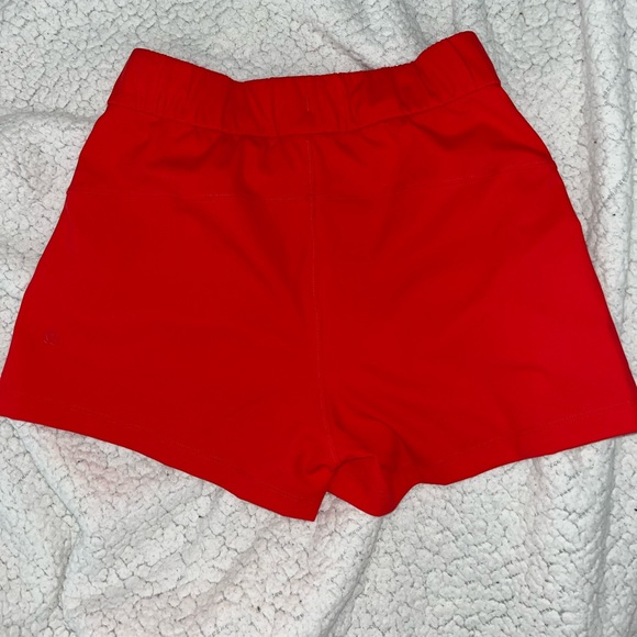 Lululemon bright red on the fly mid rise shorts - Picture 4 of 9
